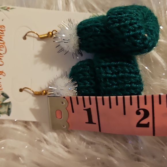 Handmade Jewelry Green Christmas Santa’s Hat White Silver Pom-pom Crochet X-mas - Picture 4 of 6